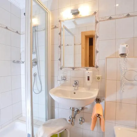 Und Marie Vendégház