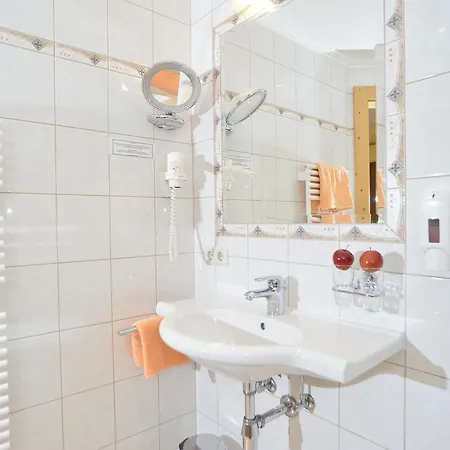 Vendégház Und Marie 3*