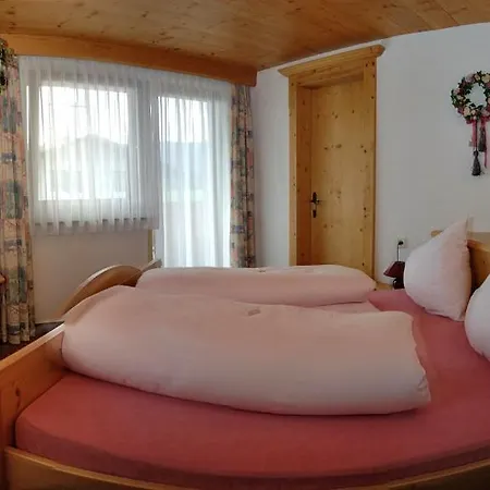 Und Marie Pensión 3*